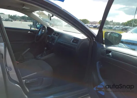 2013 Volkswagen Jetta 2.0L S z USA, uszkodzony, nr VIN 3VW1K7AJXDM200785